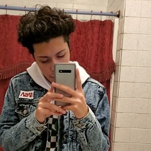 Meet your Posher, Edwin